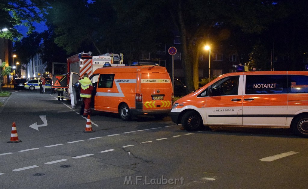 Einsatz BF Bedrohungslage Koeln Kalk P13.JPG - Miklos Laubert